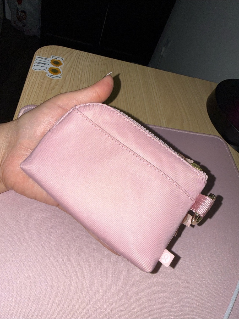 Lululemon wallet - Picture 2 of 3